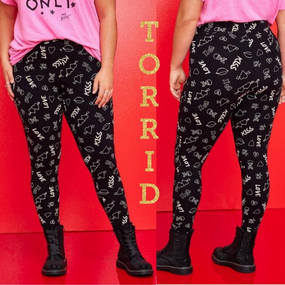 TORRID Betsey Johnson Hearts & Skulls Leggings! New!